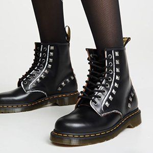 Dr. Martens 1460 Stud Boots Size 8 NEW